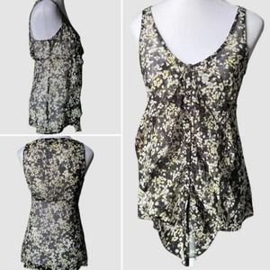 Old Navy Ruffled Sleeveless Blouse Black Ditzy Floral Pattern - Size XS
